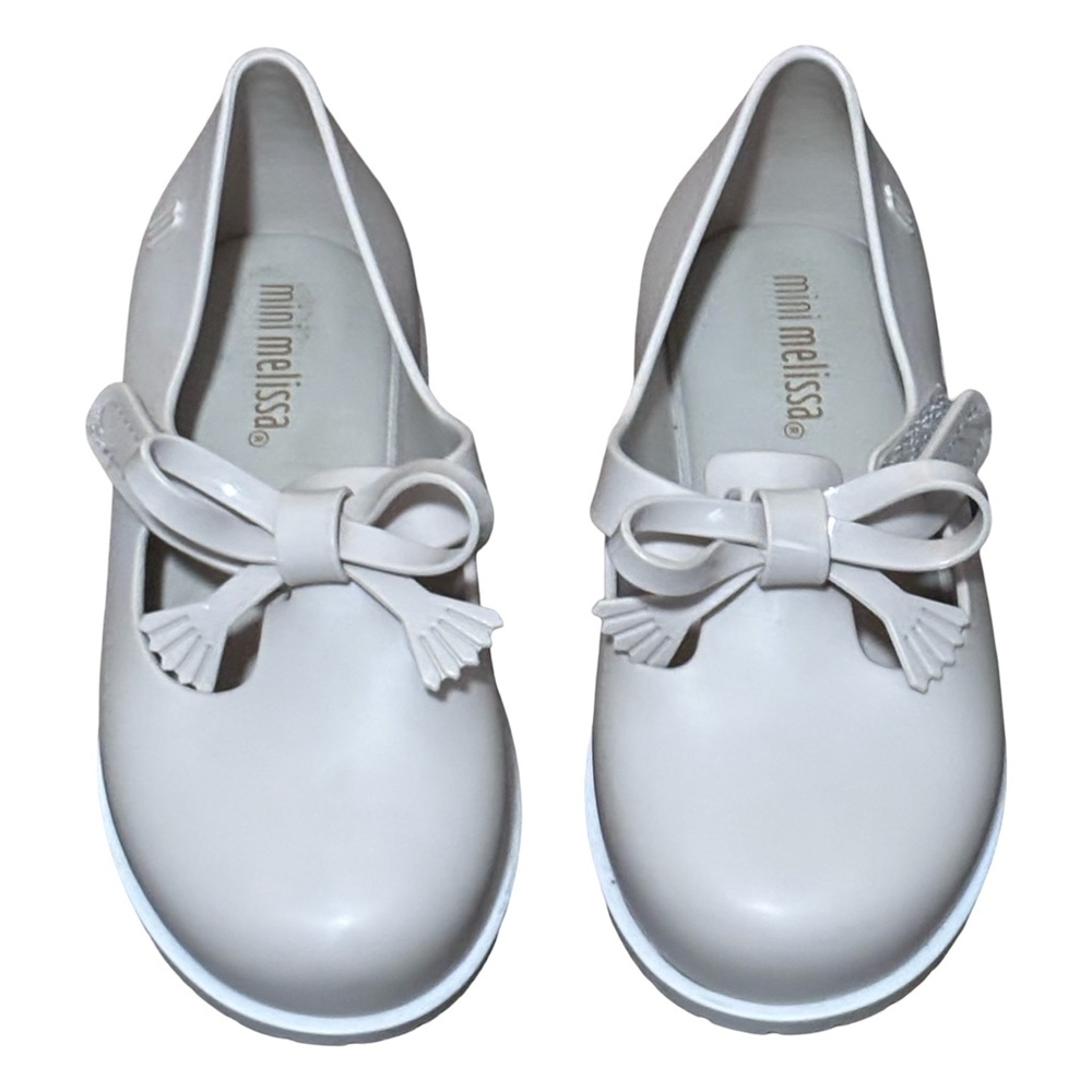 Mini Melissa Elegant Cream Bow Shoes girls size 8